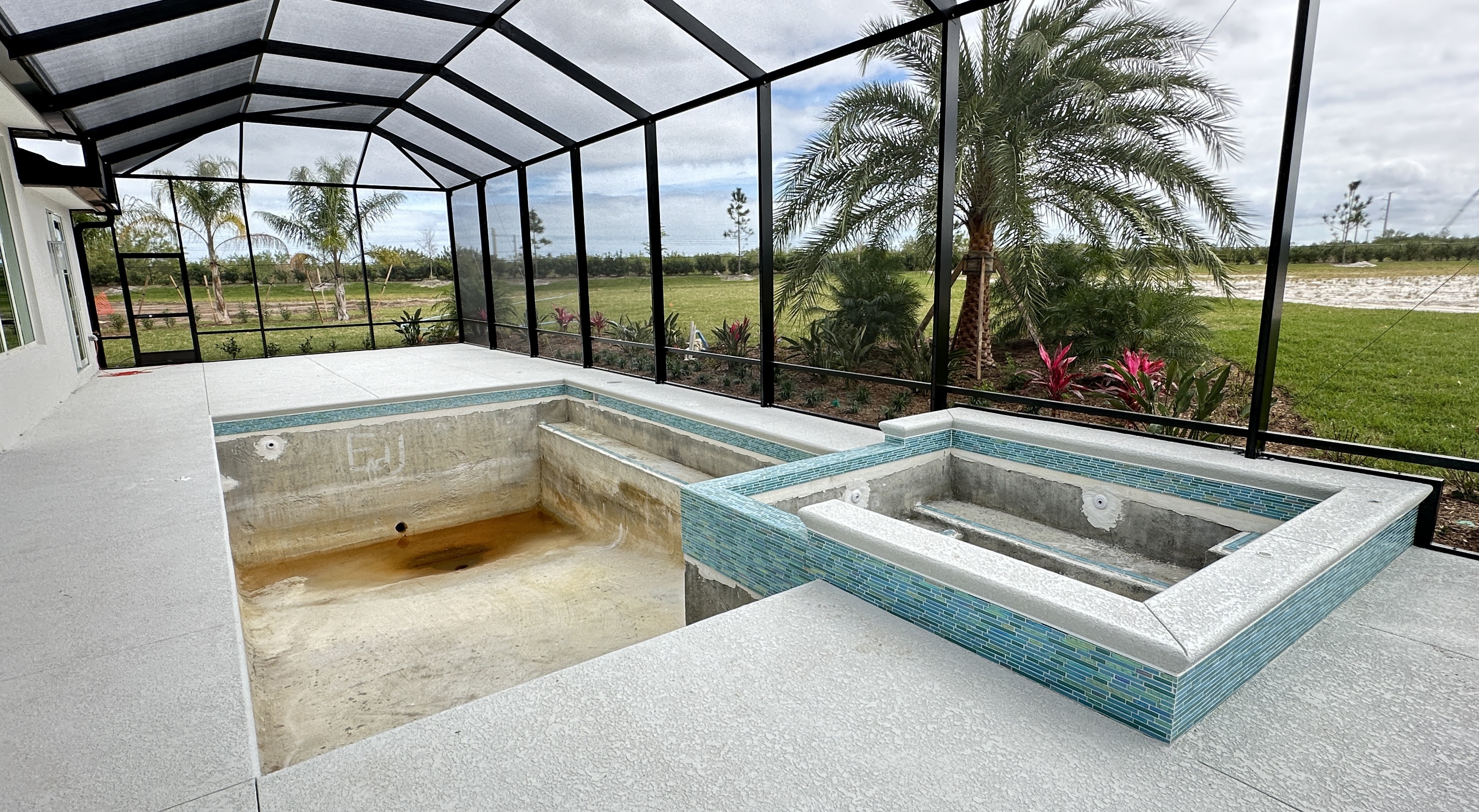 cost of remodeling a pool